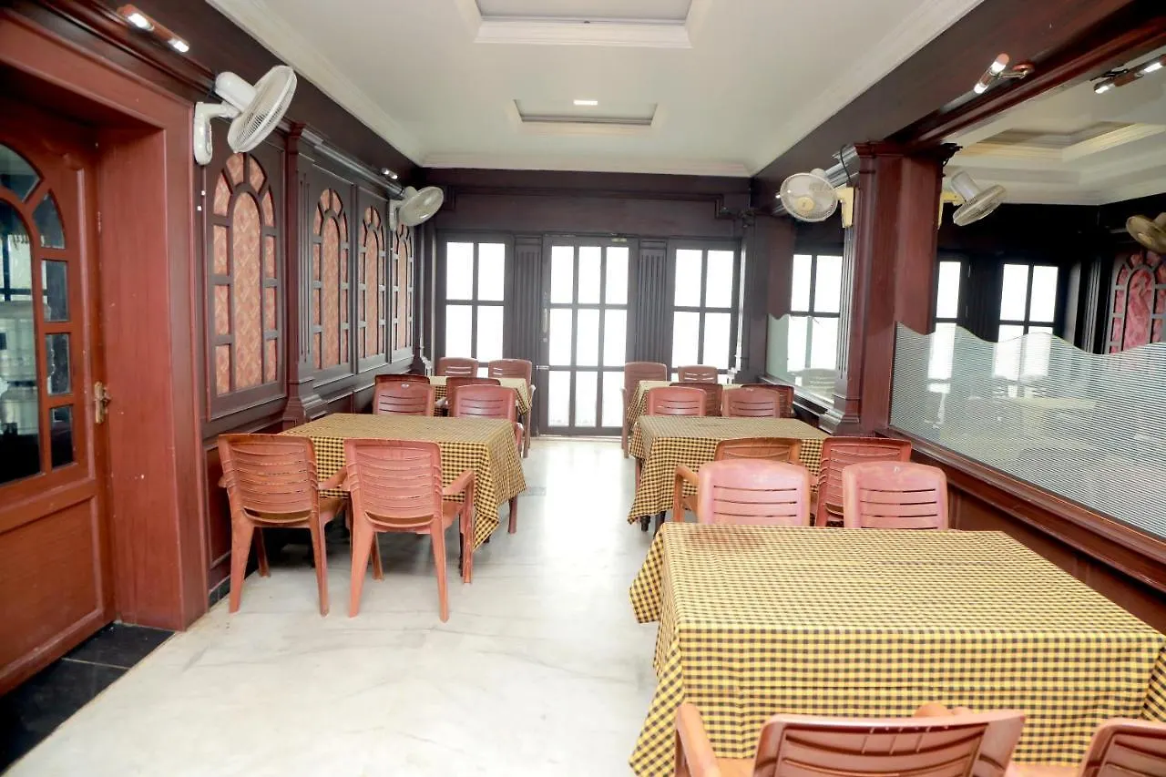 Kalyan Tourist Home Palakkad 3*,  Hindistan